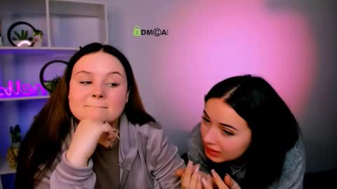 candy flossie1 online show from March 26, 2026, 7:41 pm