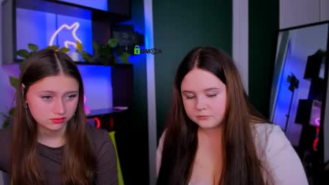 candy flossie1 online show from March 30, 2026, 6:42 pm