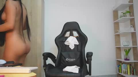 Nickol online show from March 16, 2026, 7:40 pm