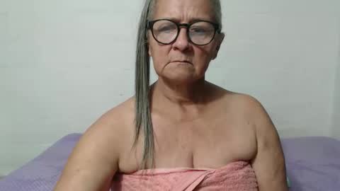 candy online show from September 22, 2025, 12:56 am