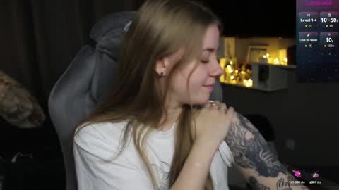 Snapshot of candy_meggie chatting on January 13, 2025, 5:23 pm Megan online show from January 13, 2025, 5:23 pm