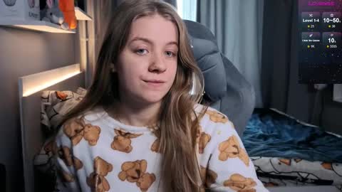 Snapshot of candy_meggie chatting on February 25, 2025, 12:24 pm Megan online show from February 25, 2025, 12:24 pm