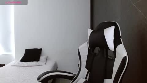  Candy  online show from March 3, 2026, 6:58 pm