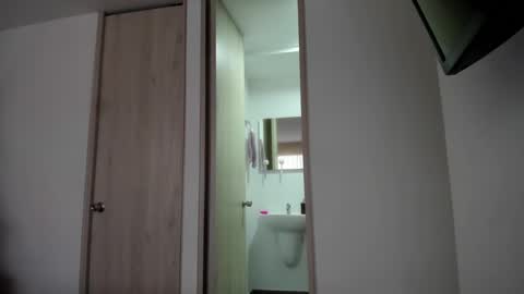 samantha online show from September 24, 2025, 7:50 pm