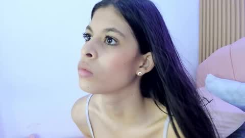 Snapshot of candybunny_14 chatting on September 24, 2025, 12:03 am Candy online show from September 24, 2025, 12:03 am