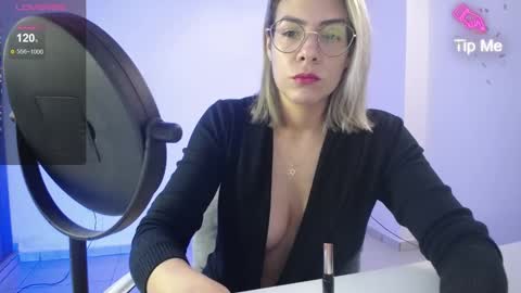 Candy Dowson online show from February 2, 2025, 3:07 pm