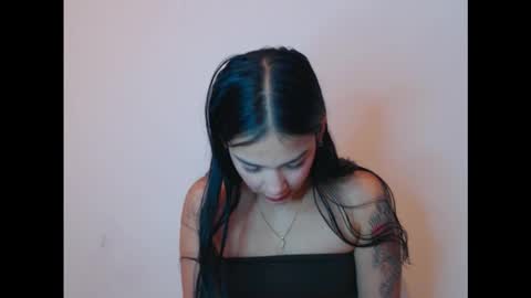 Snapshot of candyfire666 chatting on November 10, 2025, 5:28 am Sara online show from November 10, 2025, 5:28 am