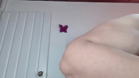 tatiana online show from November 18, 2025, 1:04 pm