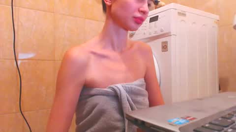 CANDYJESx online show from February 26, 2025, 2:25 pm