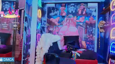 Candy online show from September 9, 2025, 2:33 am