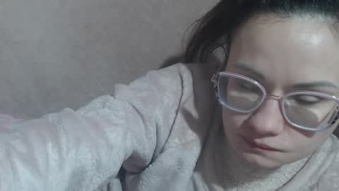 say meow and send tip  online show from March 2, 2026, 9:05 am