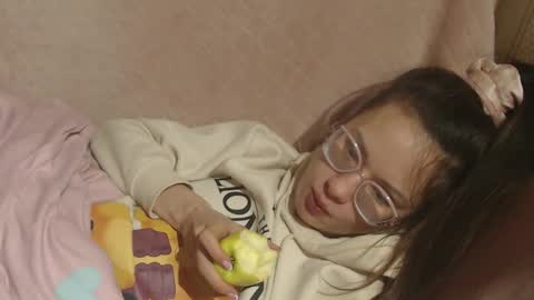 say meow and send tip  online show from March 21, 2026, 8:01 pm