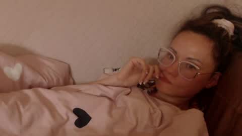 say meow and send tip  online show from June 9, 2026, 4:29 pm