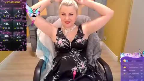 CandyLons online show from March 7, 2025, 10:35 am