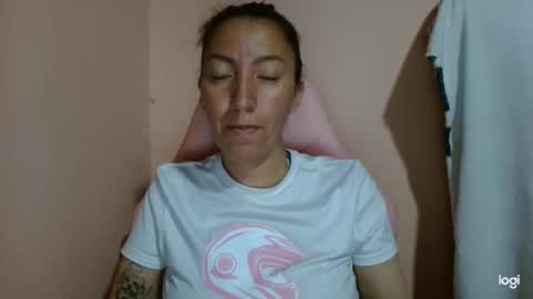 candymilfff online show from April 4, 2026, 9:01 pm