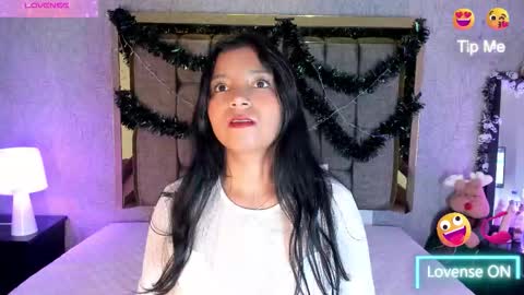 Candys Victoria online show from December 17, 2025, 3:23 am