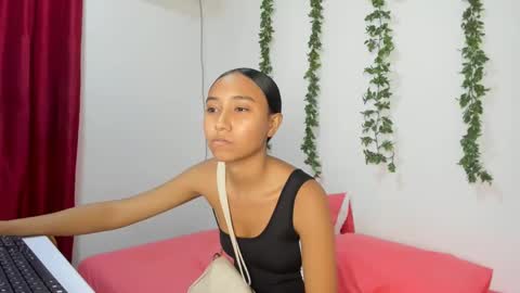 candysexi_10 online show from November 3, 2025, 11:15 pm