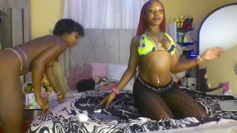 candyspicee online show from September 13, 2025, 4:12 am