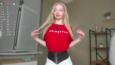 Kate online show from March 19, 2026, 3:05 pm