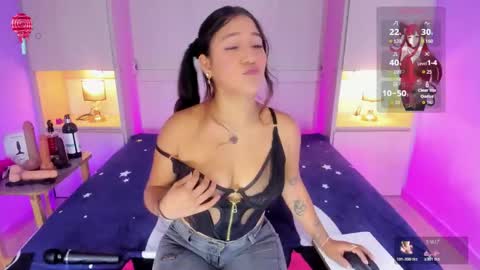  Dulce Maria  online show from February 9, 2026, 7:51 pm