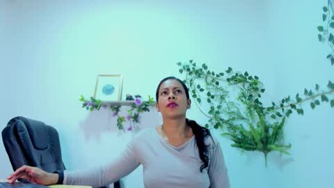 canelaa___ online show from October 15, 2025, 2:06 pm