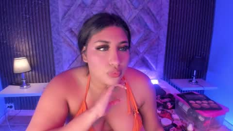 GABRIELA LOPEZ online show from February 12, 2025, 4:01 am