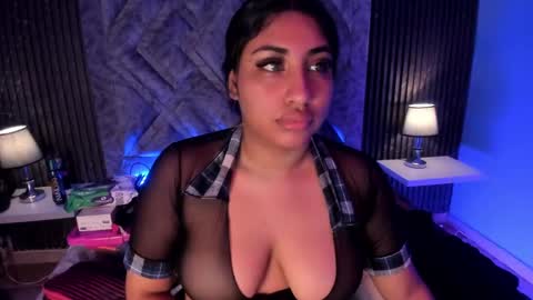 GABRIELA LOPEZ online show from March 5, 2025, 4:02 am