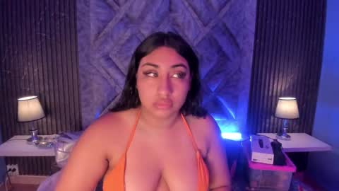 GABRIELA LOPEZ online show from March 6, 2025, 3:35 am