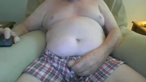 Snapshot of capecod21 chatting on December 20, 2025, 6:37 pm capecod21 online show from December 20, 2025, 6:37 pm