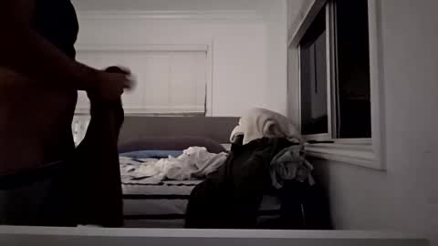 cappinrc8 online show from November 3, 2025, 2:24 am