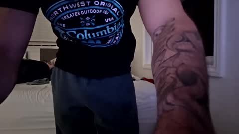 cappinrc8 online show from December 4, 2025, 2:54 am