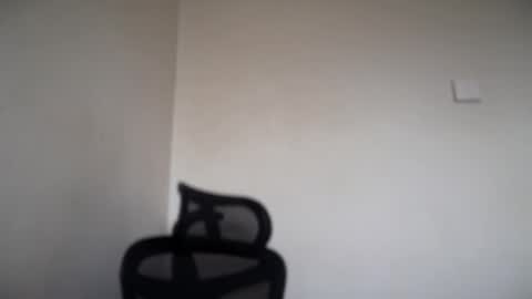 Emma online show from November 11, 2025, 8:25 am