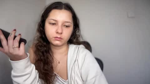 Emma online show from January 8, 2026, 9:00 am