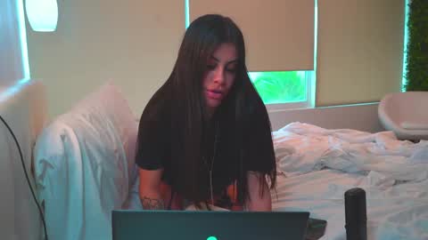 Miyah online show from September 9, 2025, 11:26 pm