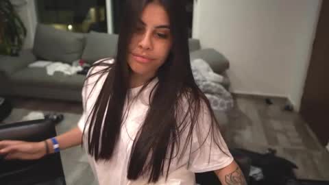 Miyah online show from September 15, 2025, 2:00 am