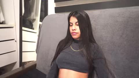 Miyah online show from December 22, 2025, 4:31 am