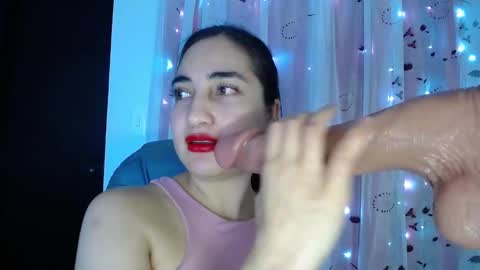 CAPRICORNIO online show from September 19, 2025, 10:38 am