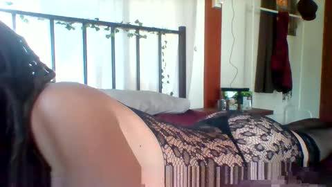 Snapshot of captainpixie chatting on December 20, 2025, 2:51 am captainpixie online show from December 20, 2025, 2:51 am