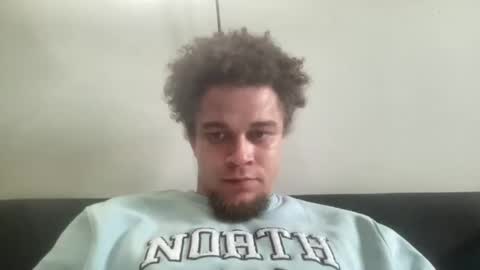 caramelj10 online show from April 20, 2026, 3:04 pm