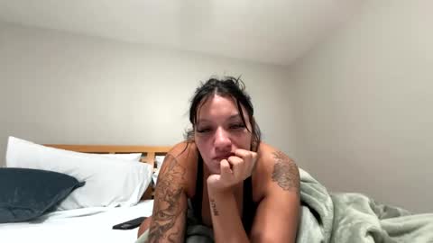 caramelmami26 online show from June 6, 2026, 10:09 am