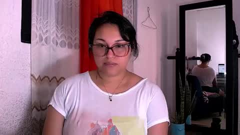 Snapshot of caramelo945256 chatting on June 9, 2026, 10:32 pm LILI online show from June 9, 2026, 10:32 pm