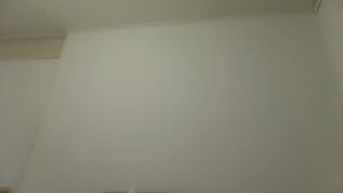 caravibugue online show from December 11, 2024, 3:24 am