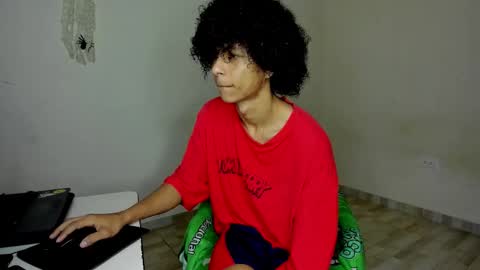 Carlos and Cristian  online show from December 17, 2025, 3:45 am