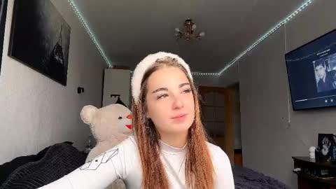 carisadelon online show from April 11, 2026, 7:13 am