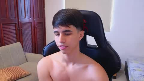 carl_dixon online show from May 21, 2026, 6:37 pm