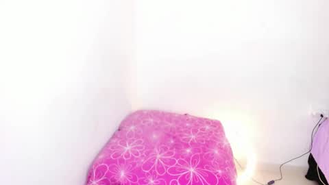 carla_morrinson2 online show from December 19, 2025, 9:22 pm