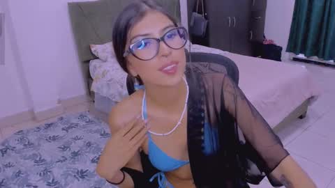 carla_stonne online show from January 19, 2025, 8:09 pm