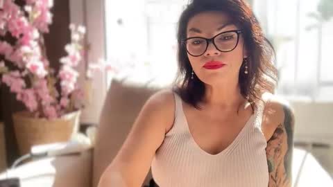 Carla Connor online show from October 6, 2025, 11:51 am