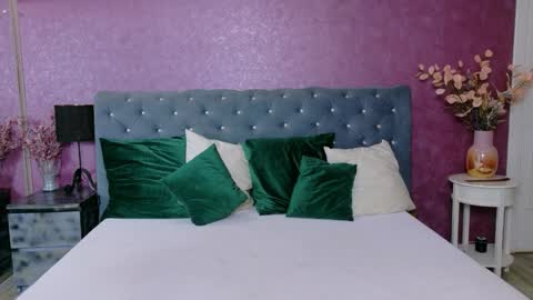 carlareys online show from April 2, 2026, 4:21 am