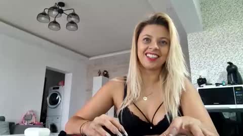 CarlaStaceFun online show from October 16, 2025, 5:52 am